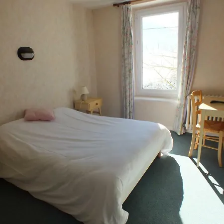 Hotel La Prairie 2*